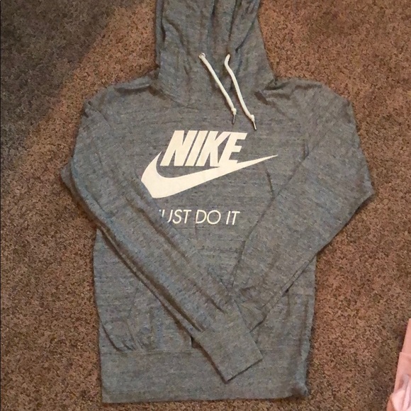 Nike Sweaters - Nike hoodie women